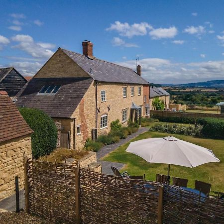 Beautiful Cotswold Farmhouse With Hot Tub Manchester Exteriér fotografie